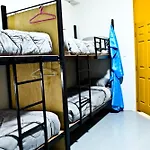 Zee Thai Hostel